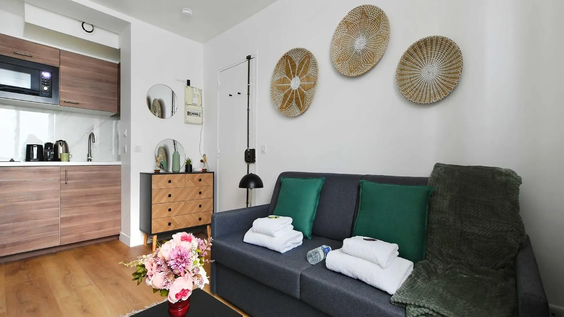 Apartment Peaceful Studio -2P- Square Des Batignolles Paris
